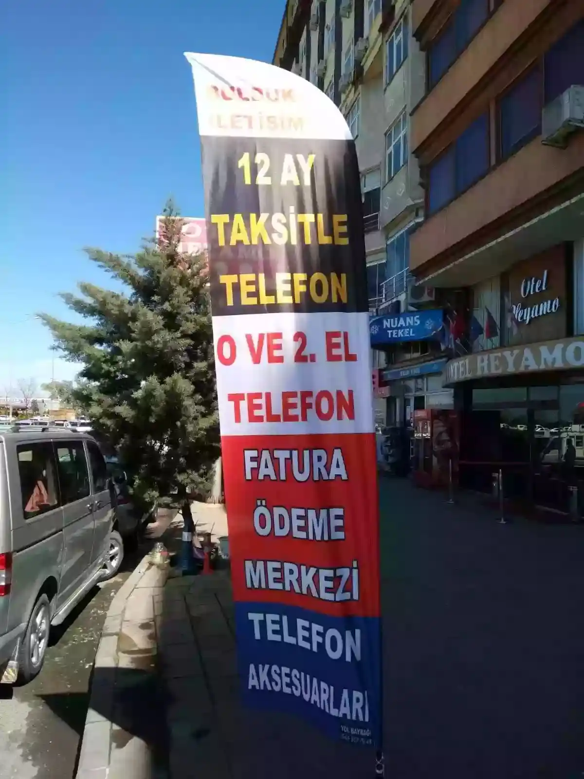 Cep Telefoncu Yelken Bayrağı-20