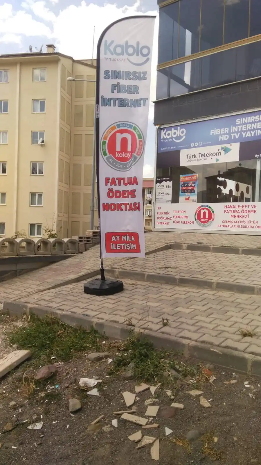 Cep Telefoncu Yelken Bayrağı-29