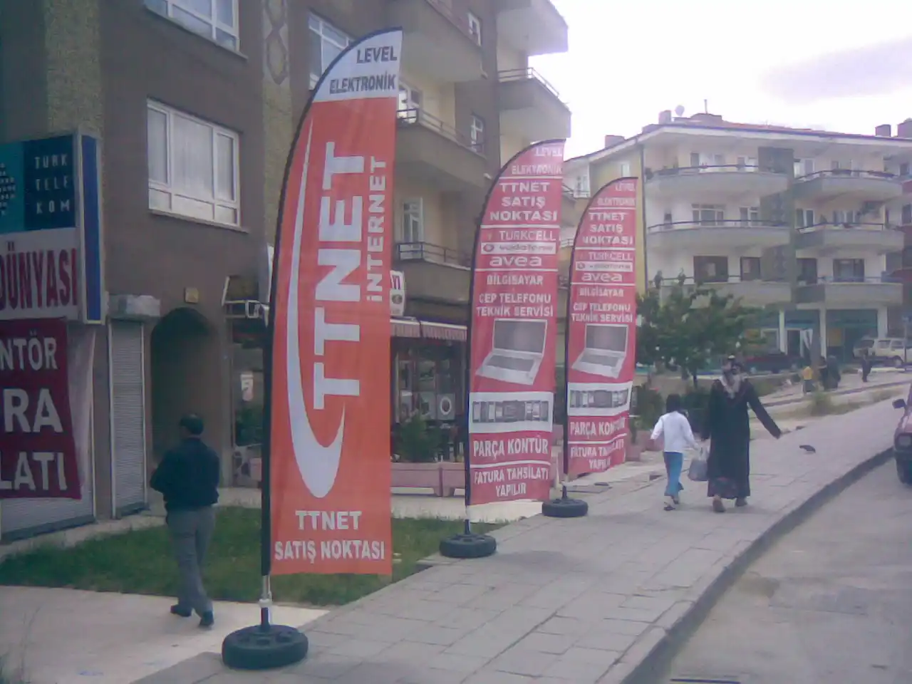 Cep Telefoncu Yelken Bayrağı-55