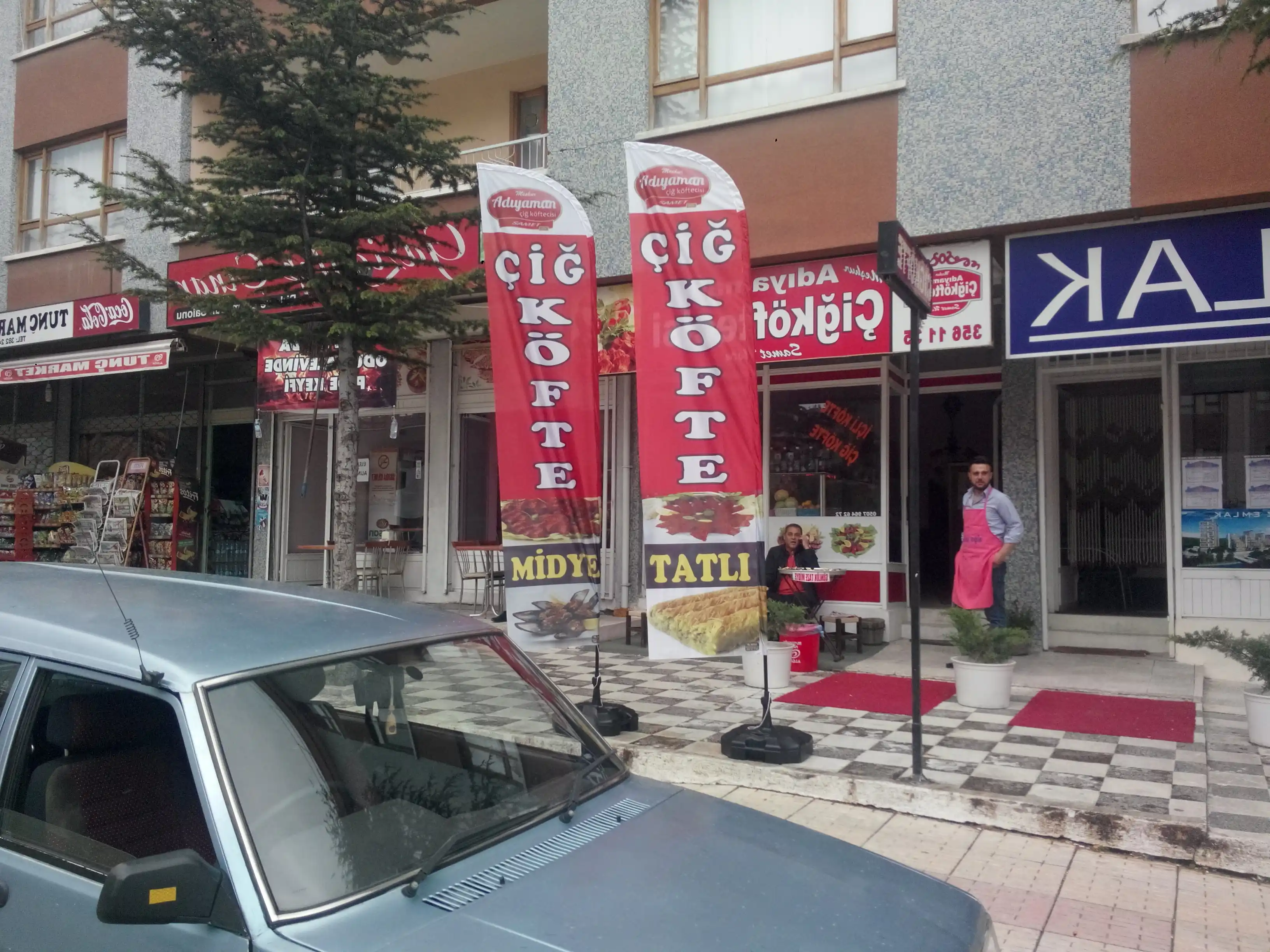 Çiğ Köfteci Yelken Bayrağı-38